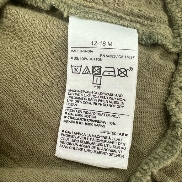 Sleeveless Button-Back Peplum Top and Bloomers Set 12-18M - Picture 12 of 13